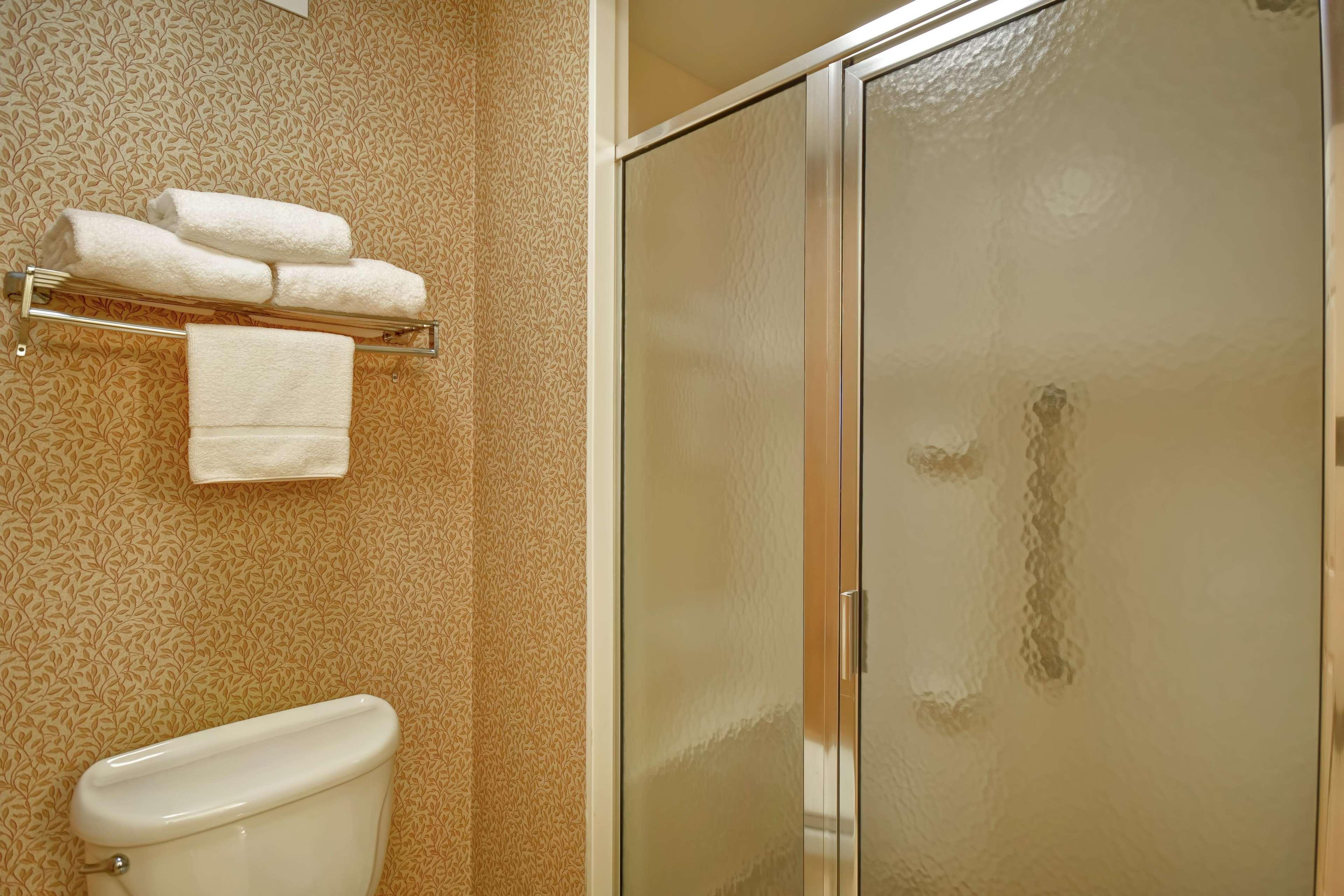 Homewood Suites By Hilton Chester Exteriör bild