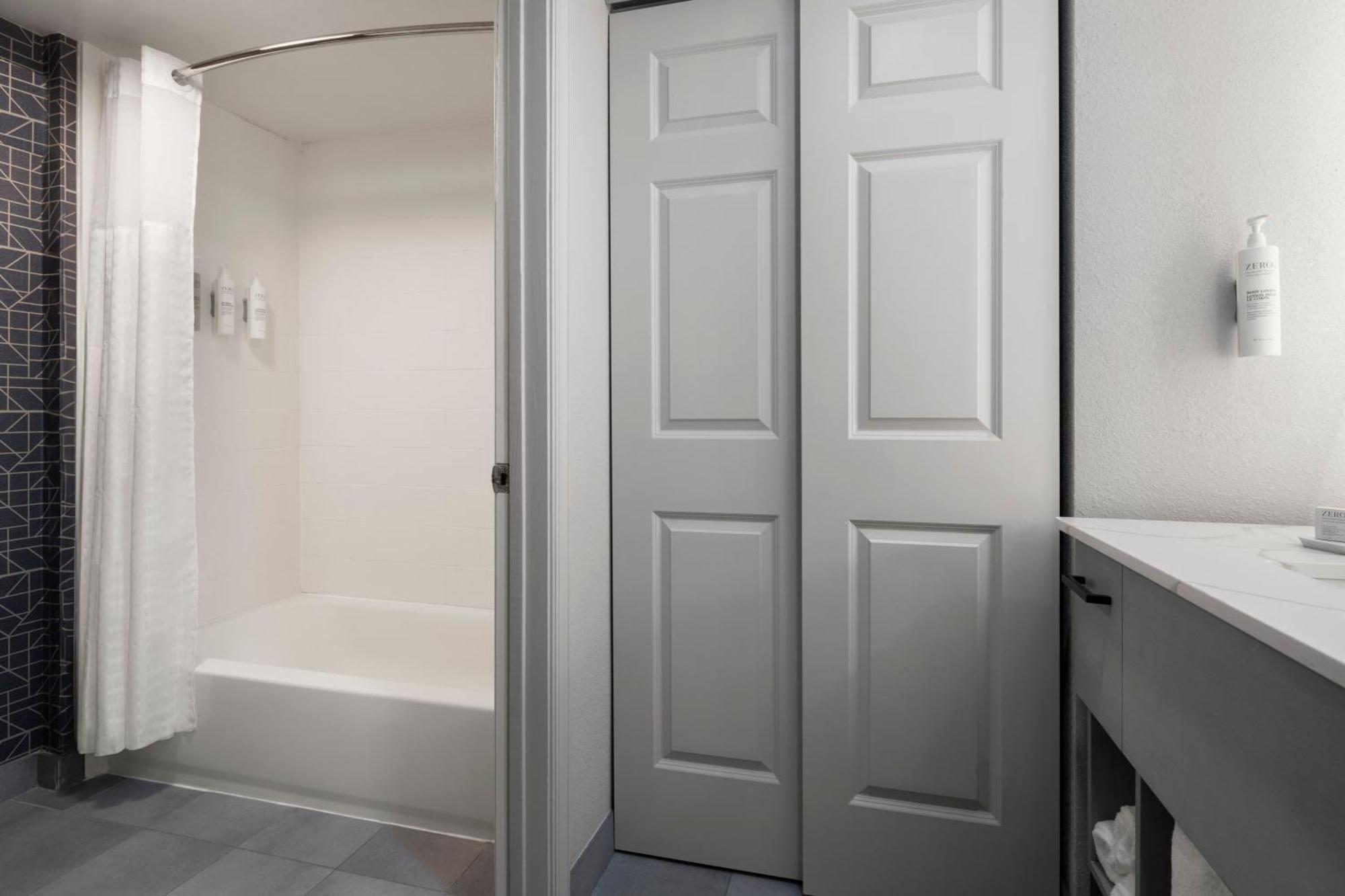 Homewood Suites By Hilton Chester Exteriör bild