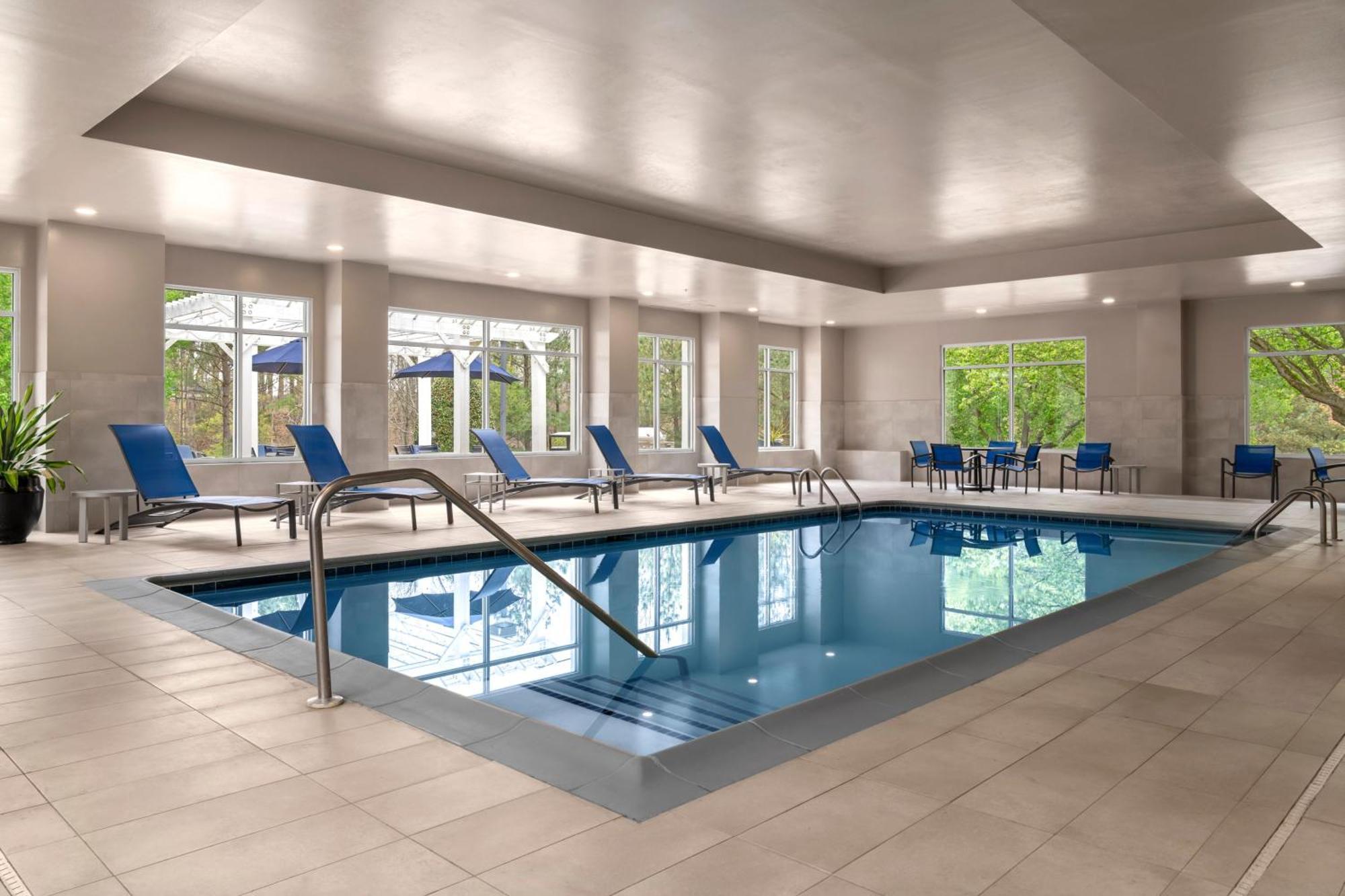 Homewood Suites By Hilton Chester Exteriör bild