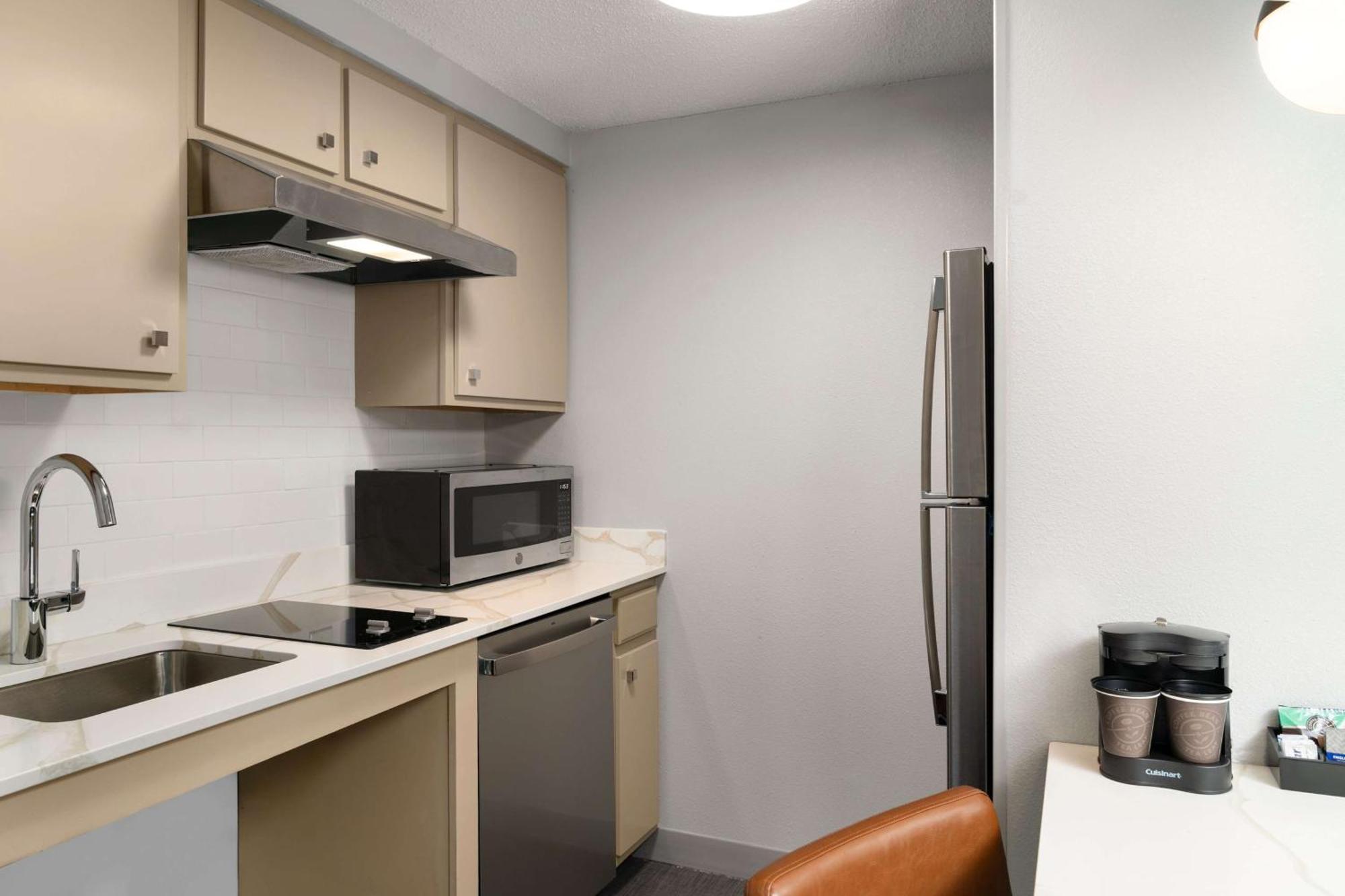 Homewood Suites By Hilton Chester Exteriör bild