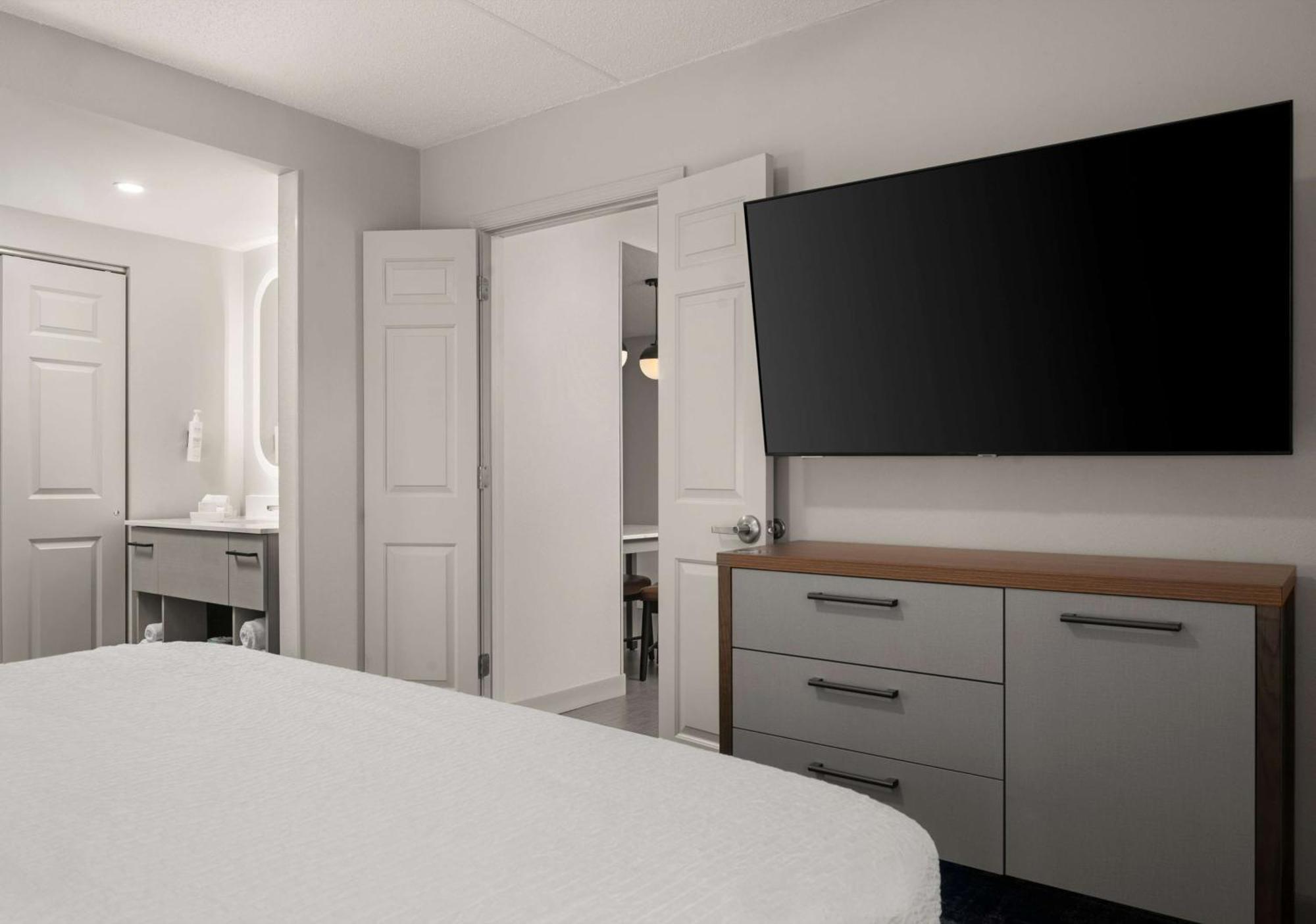 Homewood Suites By Hilton Chester Exteriör bild